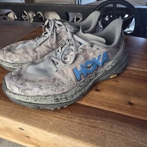 Hoka One One Speedgoat 6 Mens Trail Running Shoe Sneaker Gray Hiking Trainer